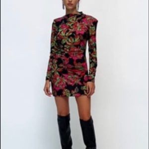 Zara printed long sleeve mini dress